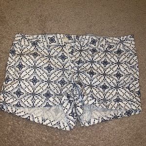 SO size 7 juniors jean shorts